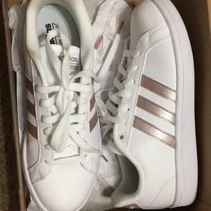 Adidas Cloud Foam: White and Pink